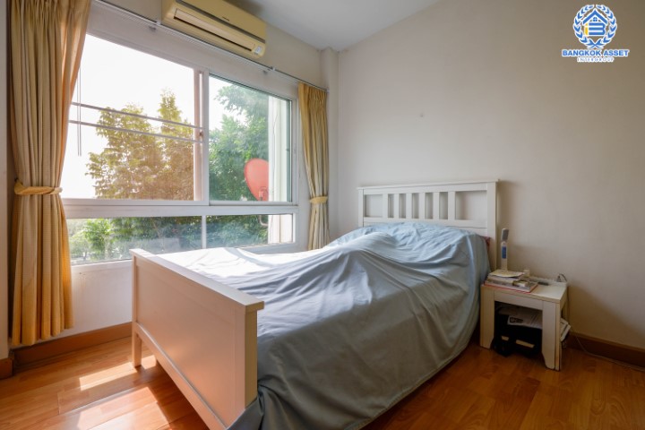 *****ทาวน์โฮมมือสองย่านกรุงเทพมหานคร ม.บ้านกลางเมืองเออบาเนียน เกษตร-นวมินทร์ 2 หลังมุม! เนื้อที่กว้างเกือบ 20 ตร.ว. ฟังก์ชัน 3 ห้องนอน 3 ห้องน้ำ 1 ที่จอดรถ ฮวงจุ้ยสุดปัง แถมฟรี! 4 เครื่องปรับอากาศ 2 เครื่องทำน้ำอุ่น บนทำเลดี ใกล้รถไฟฟ้าสายอนาคต สีชมพู "สถานีลาดปลาเค้า"